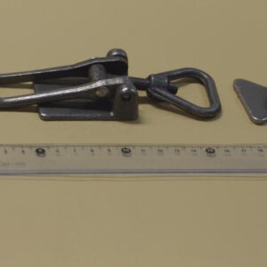 Pikkulukko+vastakappale